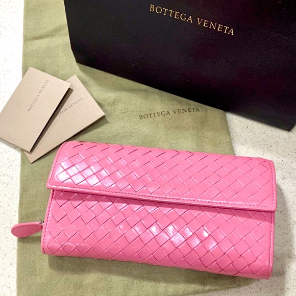 💜Bottega Veneta Authentic Wallet 💜 - Picture 4 of 15